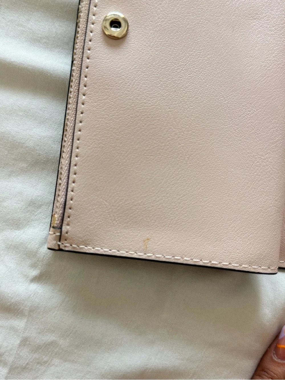 kate spade Black Scallop Trim Zip Wallet with Gold Hardware